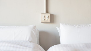 スタンダード スイート ベッド (複数台) 禁煙 冷蔵庫 & 電子レンジ