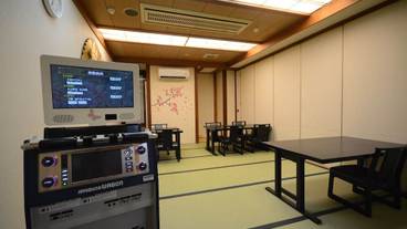 カラオケ ルーム / 13