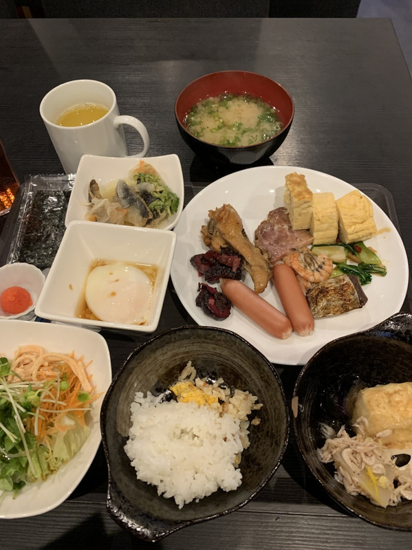 朝食ブュッフェは品数もたくさん。美味しかった