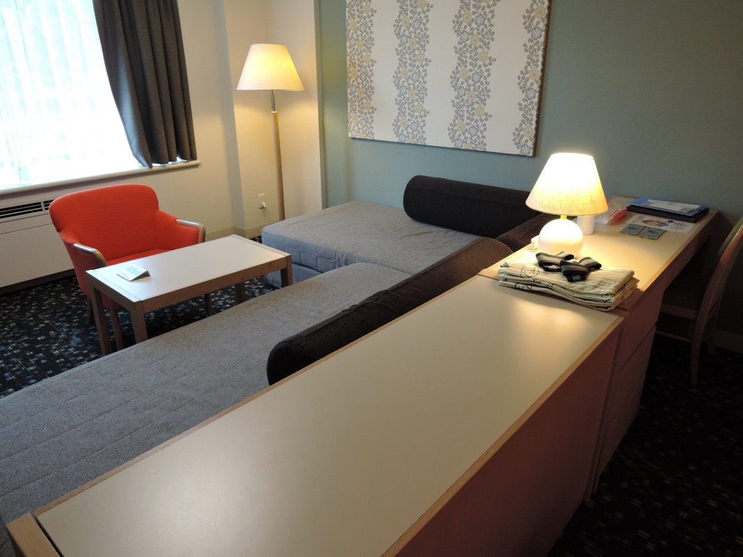 テーブルランプやフロアーランプもある