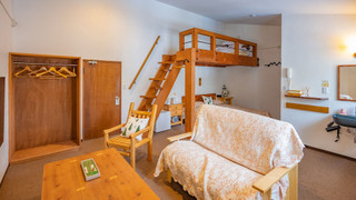 デラックス 4 人部屋 禁煙