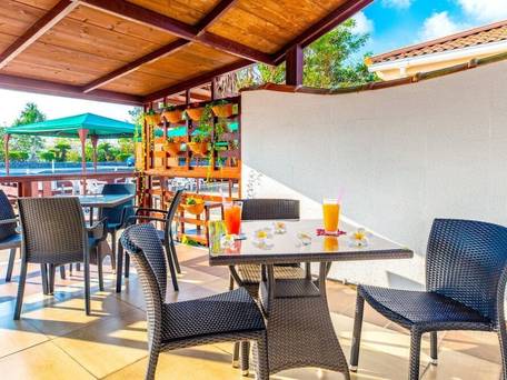 名蔵ヴィレッジ ＜石垣島＞ / 2