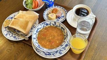 食事・飲み物 / 3