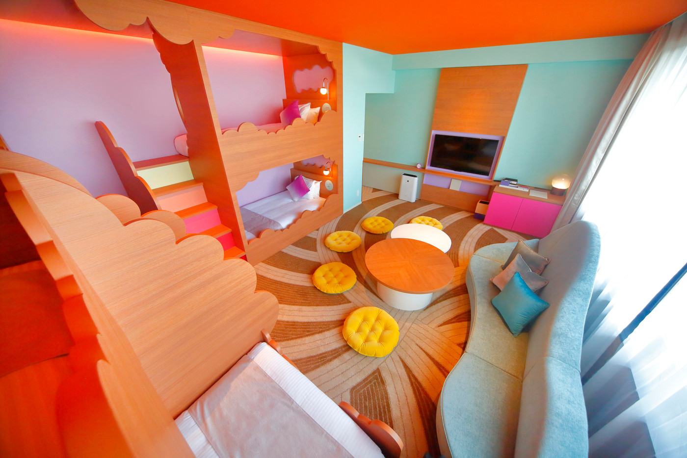 写真を撮りたくなる！思わずうっとりしてしまうカラフルなお部屋3106752