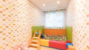 子供用の遊び場 - 屋内 / 6