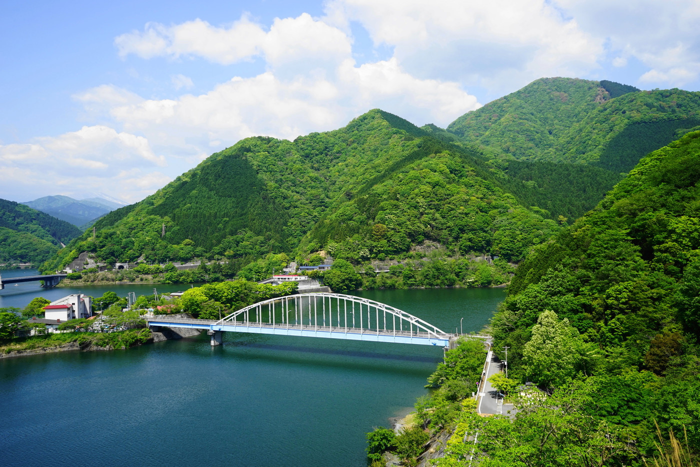 湖畔ののどかな温泉地「丹沢/中川温泉」4069656