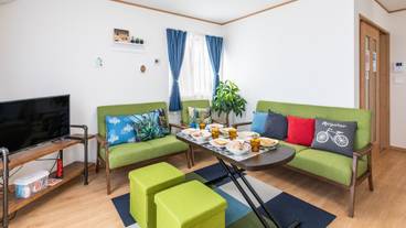 客室内のダイニングエリア / 11